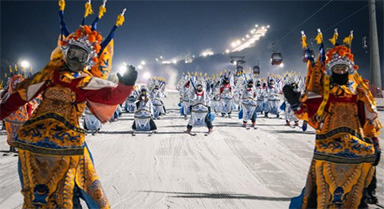 滑雪場(chǎng)陸續(xù)開板 冰雪經(jīng)濟(jì)持續(xù)升溫